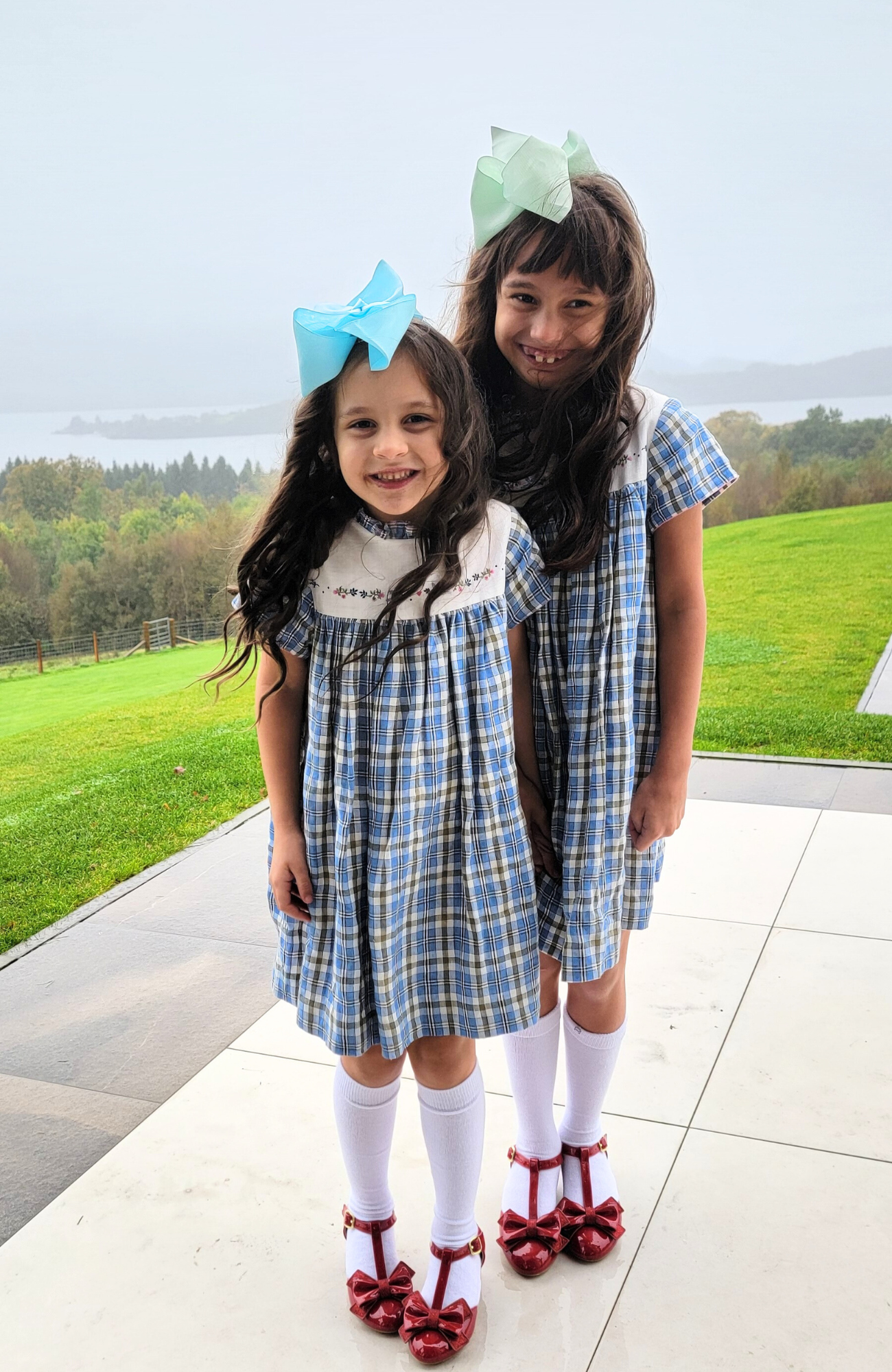 Charlotte sy Dimby classic timeless traditional dresses for babies and girls handmade children clothing paris boutique twirling princess dress plaid tartan scottish dress