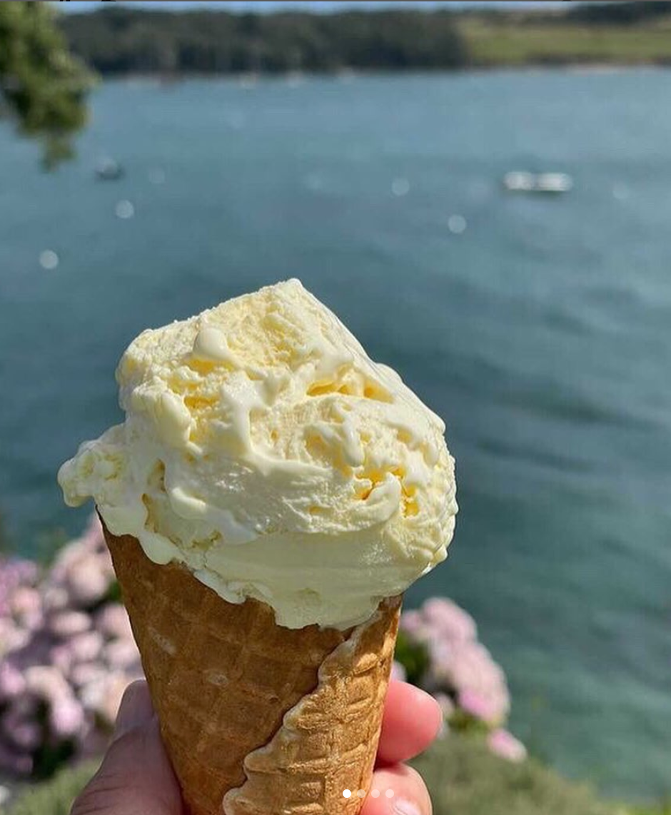 Appleby Farms Ice Cream - How do you like your double scoops? Vanilla on  top? or Vanilla on the bottom? #applebyfarmsicecream #cowtocone #cowtocone  #a2milk